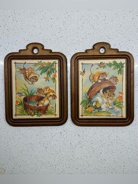 COBY Vintage 2 Pressed Wood Wall Plaques Art Lion Cubs